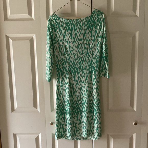 Loft women’s dress green and white XS 3/4 sleeves midi lightweight stretch - Picture 2 of 7
